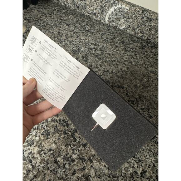 Square Credit Card Reader for iPhone, iPad & Android - Picture 2 of 3